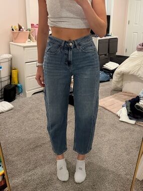 Old Navy Cropped High-Rise Straight Jeans - Blue